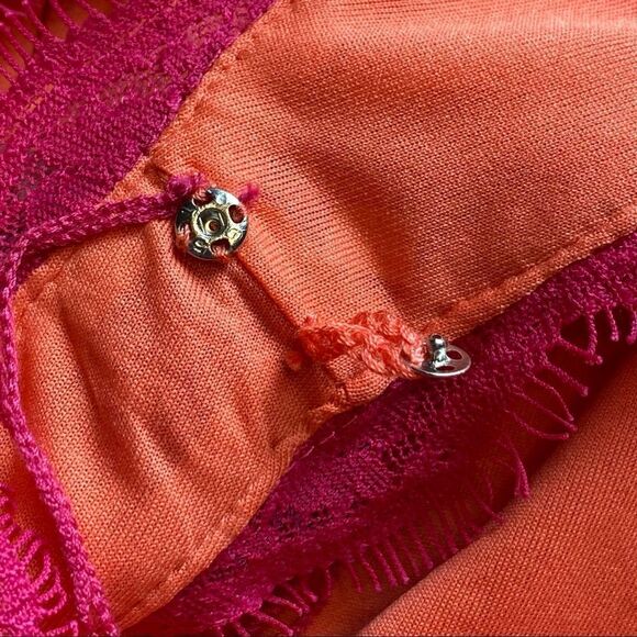 Adrianna Papell Magenta Sleeveless Lacy Dress Size 8 - Picture 7 of 12